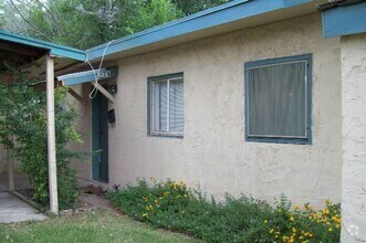 Building Photo - ? 1 Bed 1 Bath in Tempe – Available August...