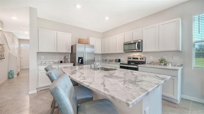 Building Photo - 17624 Crescent Moon Lp