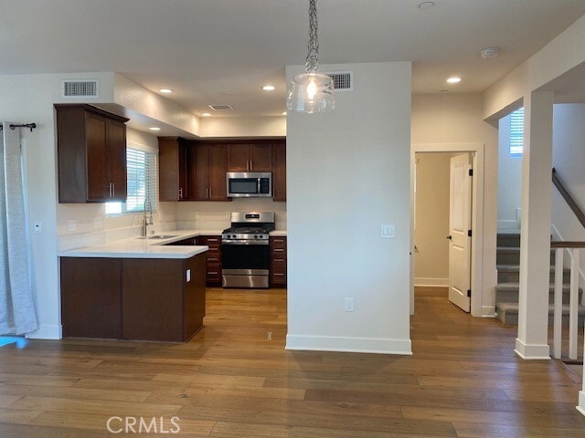 Building Photo - 2209 W 237th St