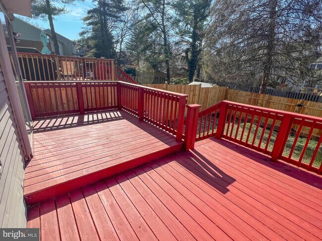 Building Photo - 19920 Waterloo Ct