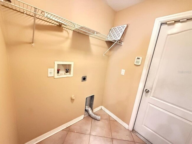 Building Photo - 3423 Chapel Creek Cir