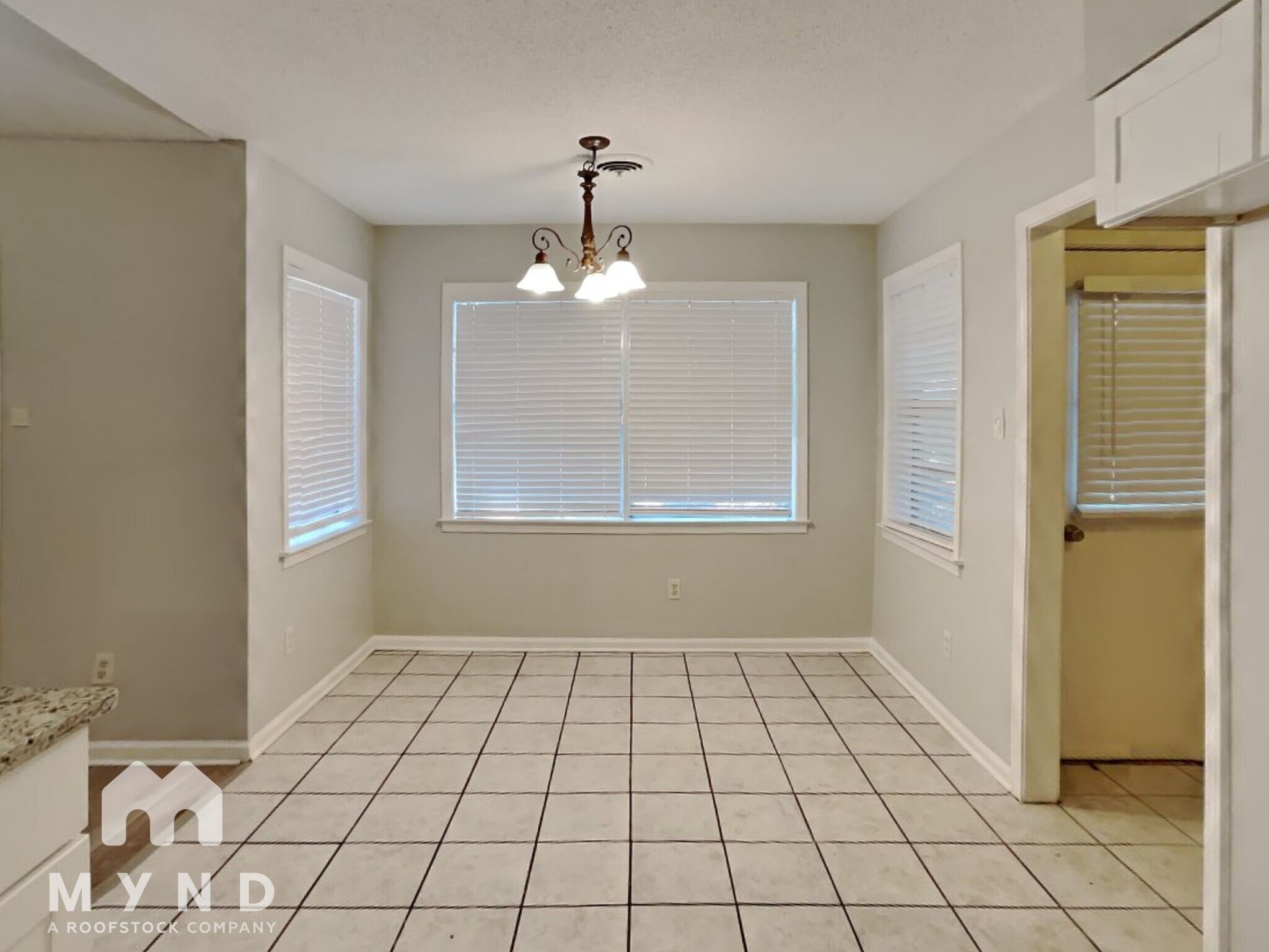 Building Photo - 2506 Cardigan Dr