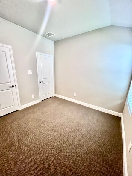 Building Photo - 2367 Aspen Hl Dr