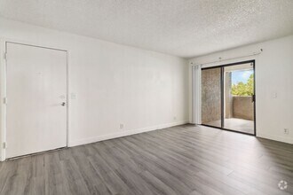 Building Photo - Updated 3 Bedroom Condo in Desert Shores V...