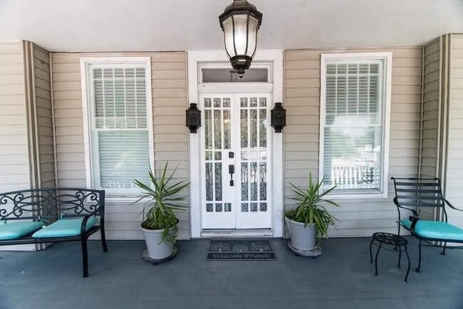 Building Photo - 407 N Moody St