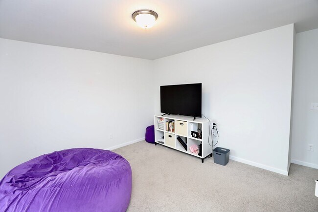 Building Photo - 525 Kittiwake Ln