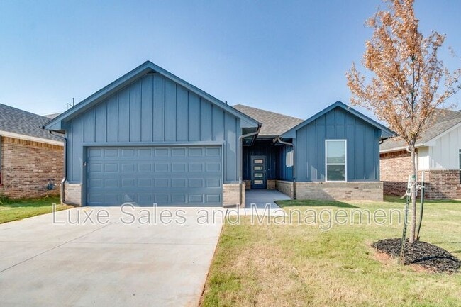 Building Photo - 8305 NW 163rd Ter