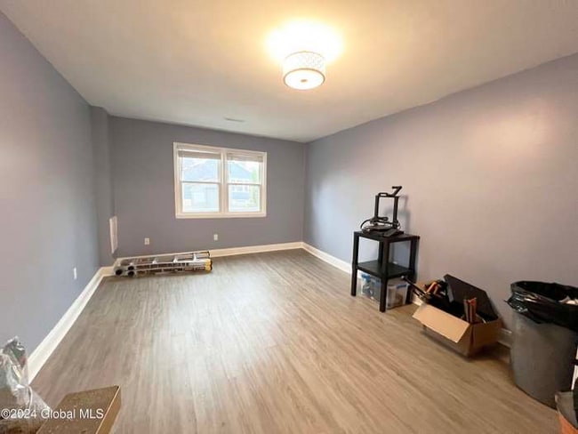 Building Photo - 98 Ormond St