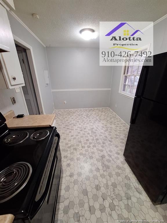 Building Photo - 819 Ridge Rd