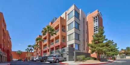 Building Photo - 27 E Agate Ave