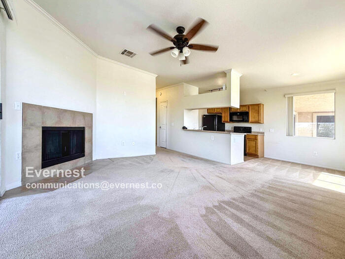 Building Photo - 16013 S Desert Foothills Pkwy
