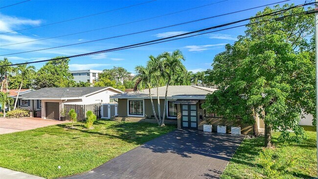 Building Photo - 1736 NW 38th St