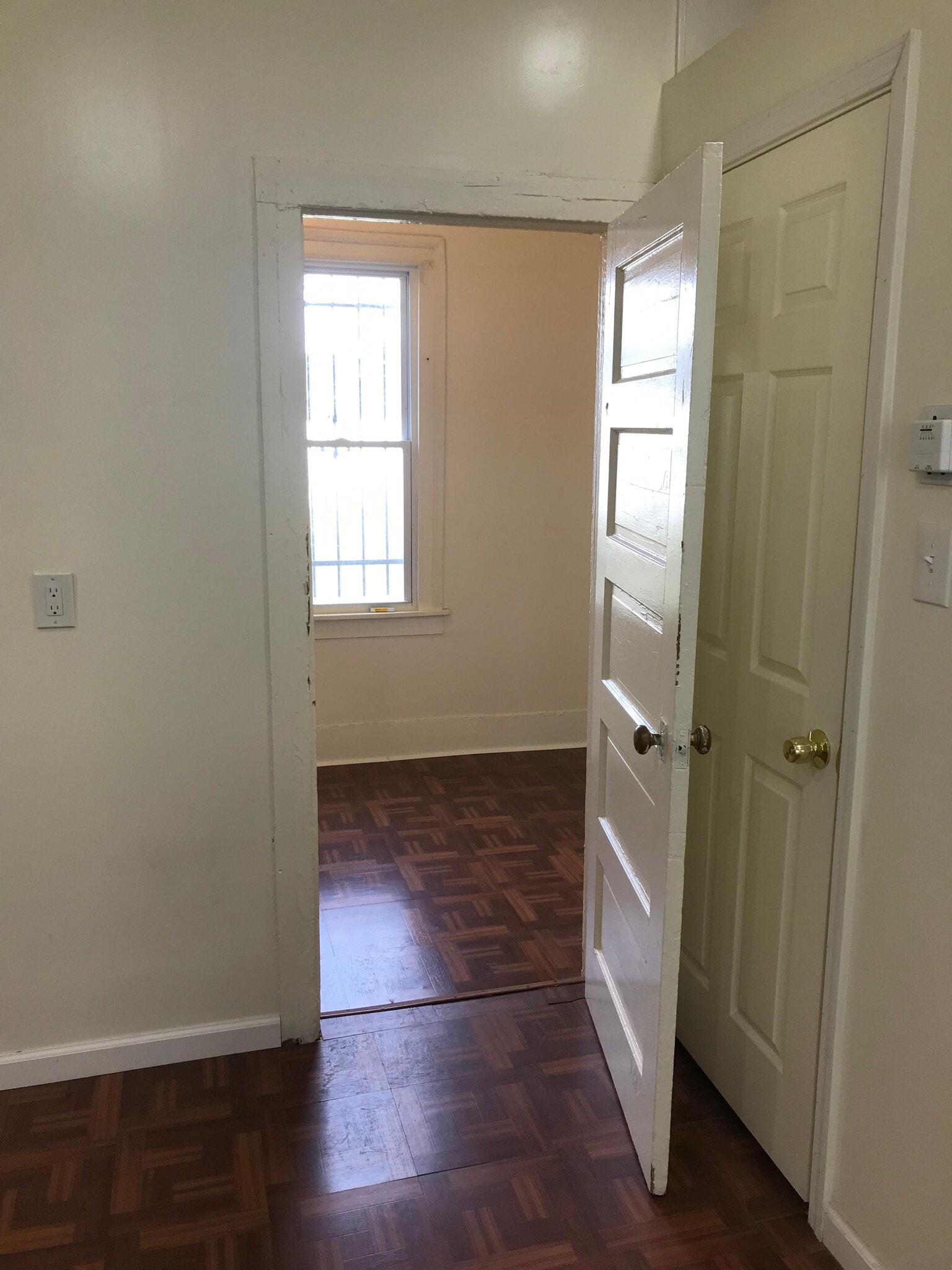Building Photo - 291 Rother Ave