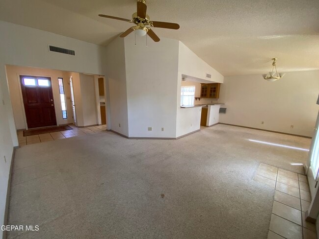 Building Photo - 7283 Luz De Paseo Ct