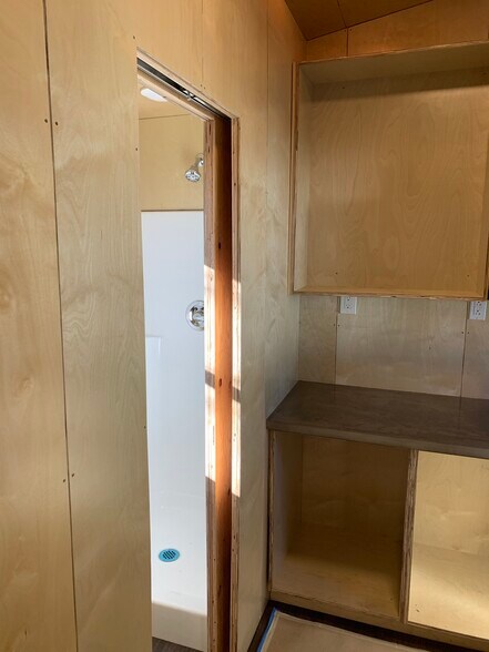 Building Photo - 10825 NE Sandy Blvd