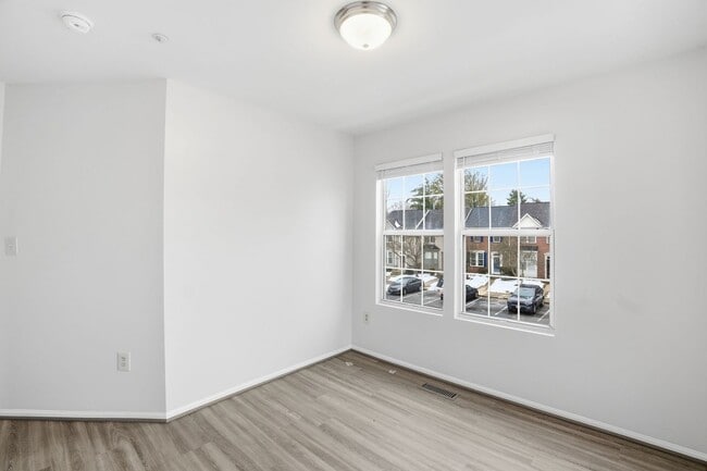 Building Photo - An inviting opportunity to make your next move truly feel like home.