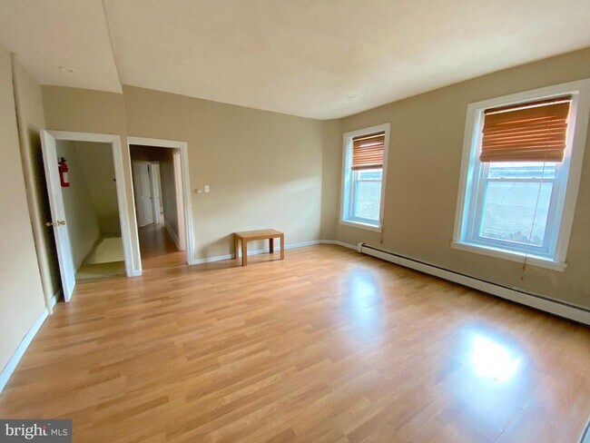 Building Photo - 4108 Manayunk Ave