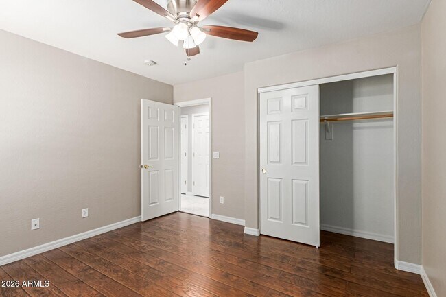 Building Photo - 16523 W Saguaro Ln