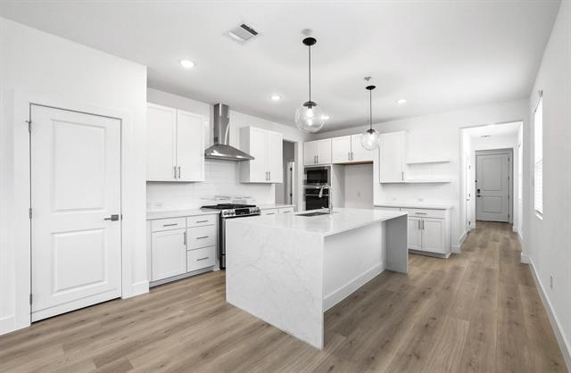 Building Photo - 619 Sagebrush Trl