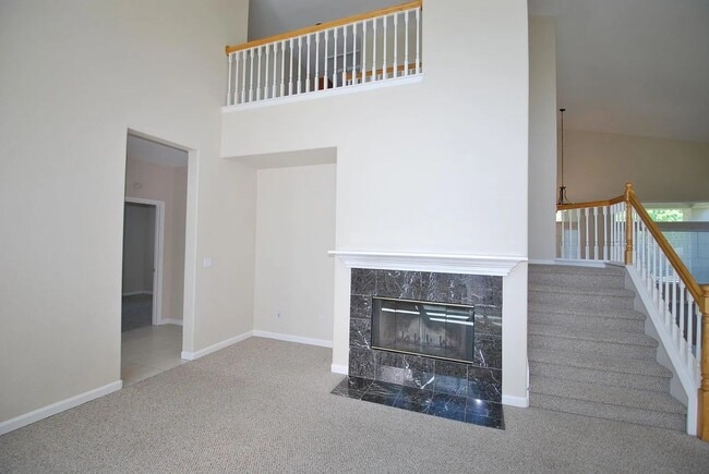 Building Photo - Great home in Elk Grove!