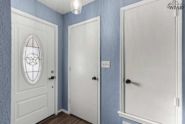Building Photo - 1 McNabb Cir