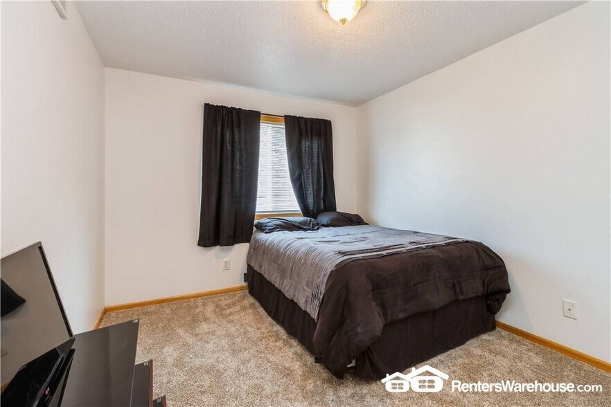 Building Photo - 3701 Brook Ridge Ct