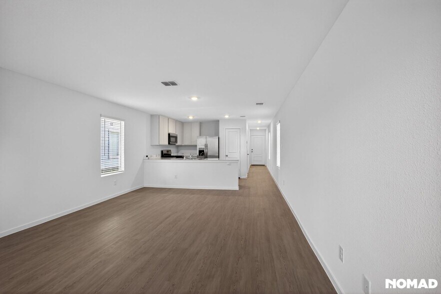 Building Photo - 12153 Steeplechase Dr