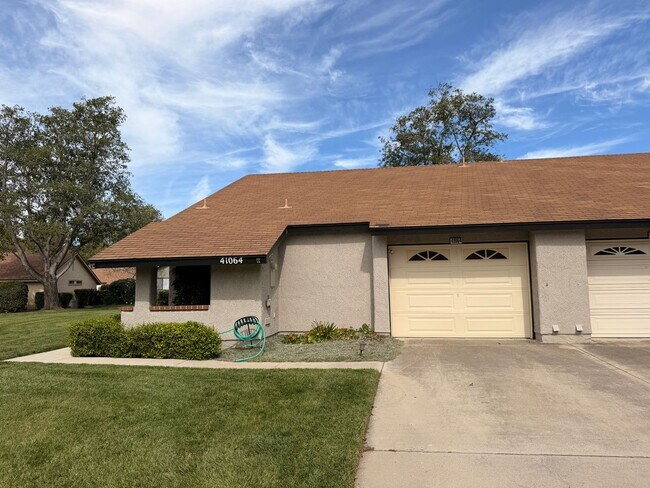 Building Photo - Nice Holmby II model home in Leisure Village 55+ Active Community