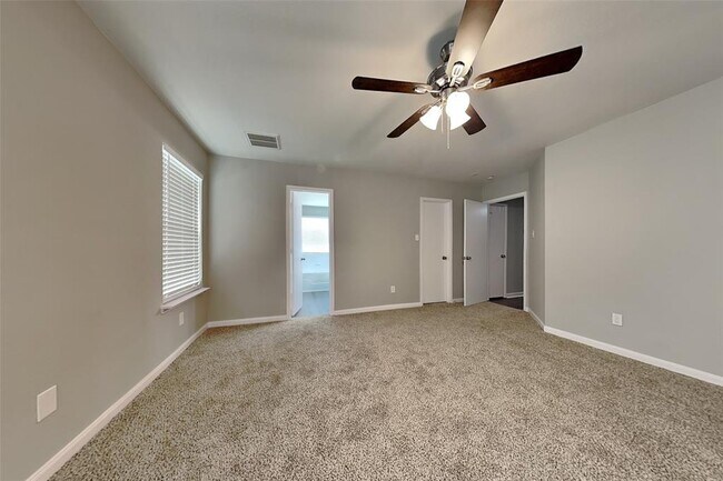 Building Photo - 15819 Kings Cypress Ln