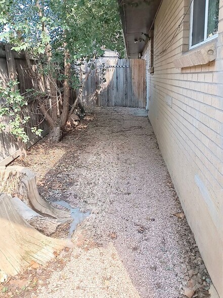 Building Photo - 7436 Quitman St