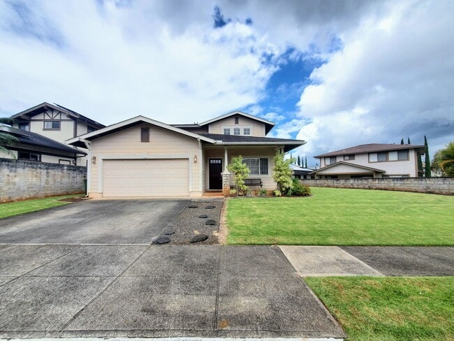 Building Photo - For Rent | 4 Bedroom, 3 Bathroom house with 2 Car Garage