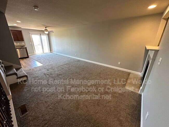 Building Photo - 10541 Kane Dr