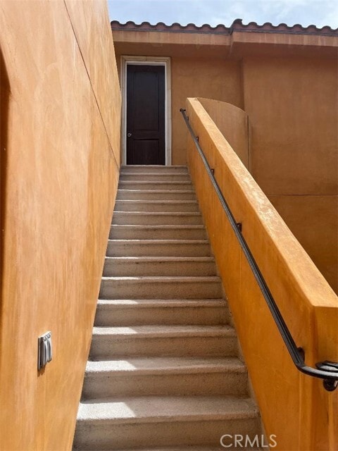 Building Photo - 7880 E Autry Dr