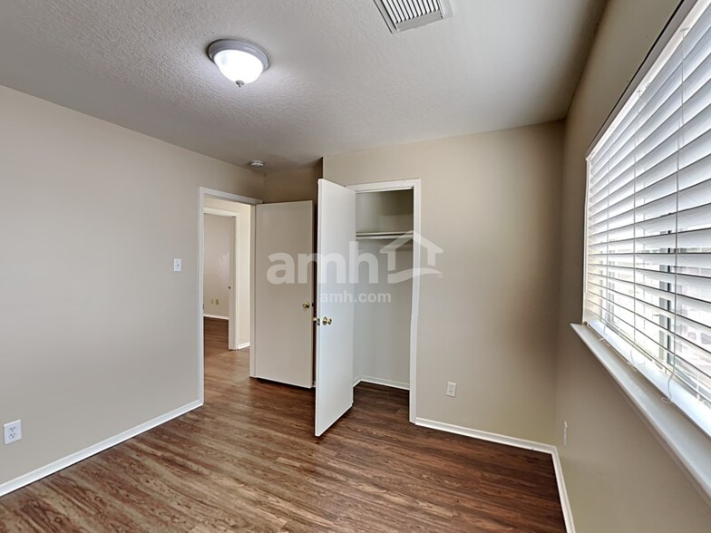 Building Photo - 20534 Patriot Park Ln