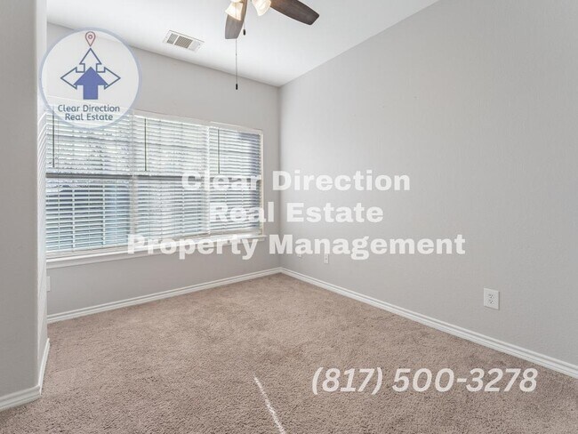 Building Photo - 210 Sendero Dr