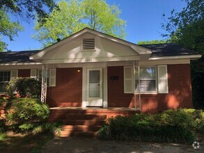 Building Photo - Byerly &amp; Paddock Duplex