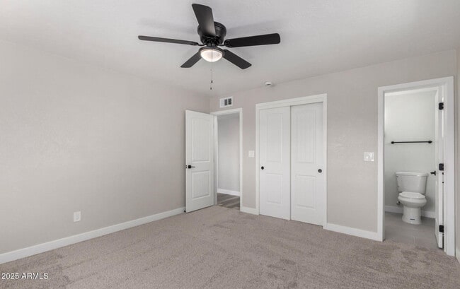 Building Photo - 4402 E Mitchell Dr