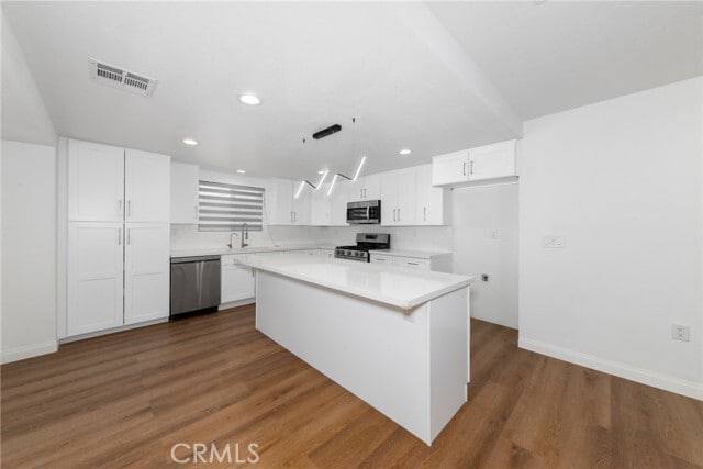 Building Photo - 14743 Blue Grass Dr