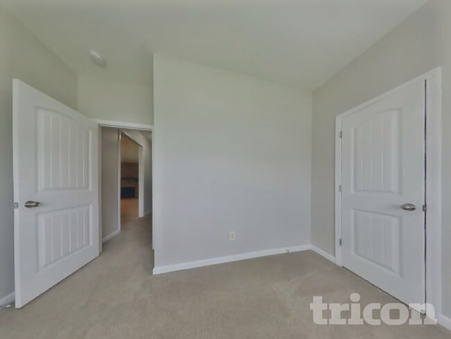 Building Photo - 56 Chimney Springs Dr SW