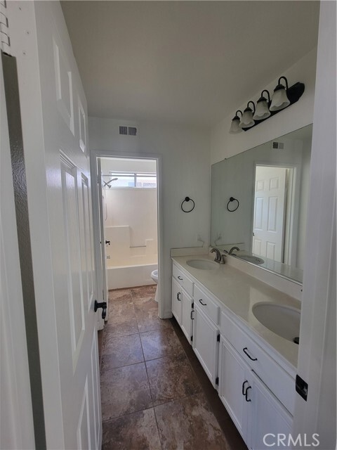 Building Photo - 6324 Gladiola Cir