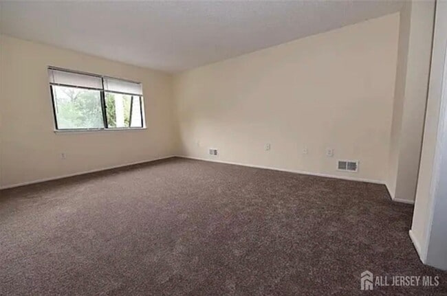 Building Photo - 1502 Edison Glen Terrace