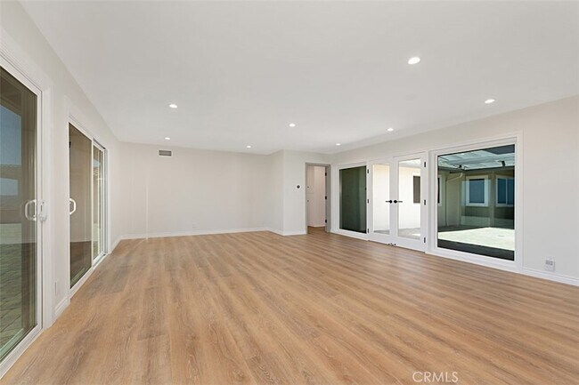Building Photo - 4021 Via Manzana