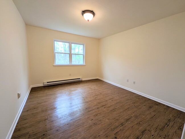 Building Photo - 101 Belair Dr