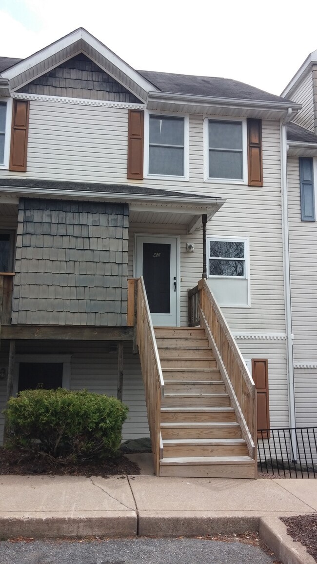 Building Photo - 149 Victoria Heights Rd