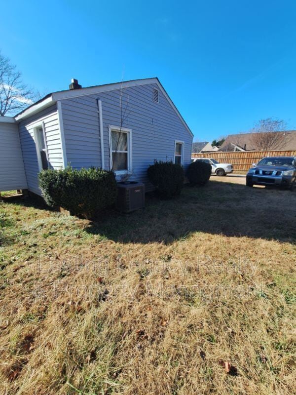 Building Photo - 4221 Glenn Hi Rd