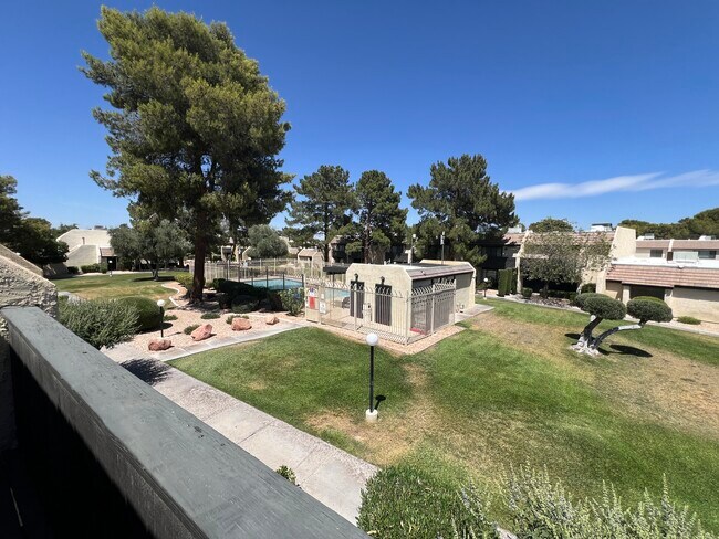 Building Photo - 4576 Kenmare Way