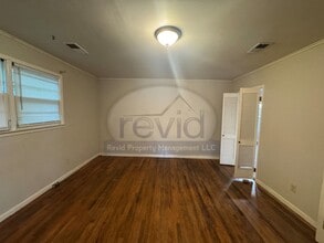 Building Photo - Tiger - 3781