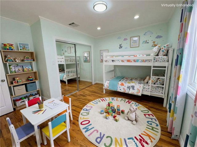 Building Photo - 7502 Balcom Ave