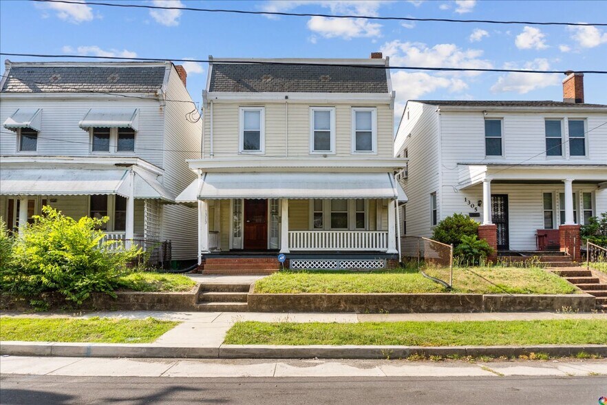 Primary Photo - 1313 N 35th St