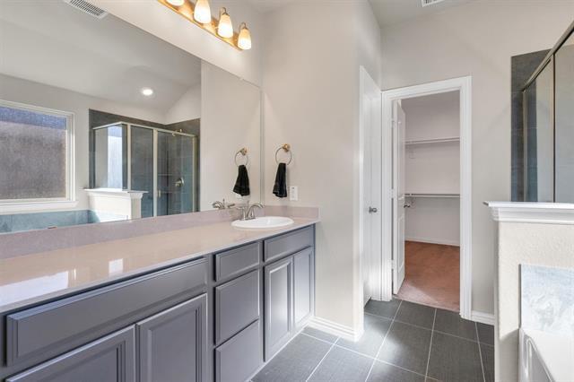 Building Photo - 2310 Bellewood Ct